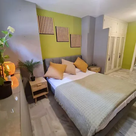 Lägenhet Rey Centro 3rooms Cerca Del Centro Historico Málaga